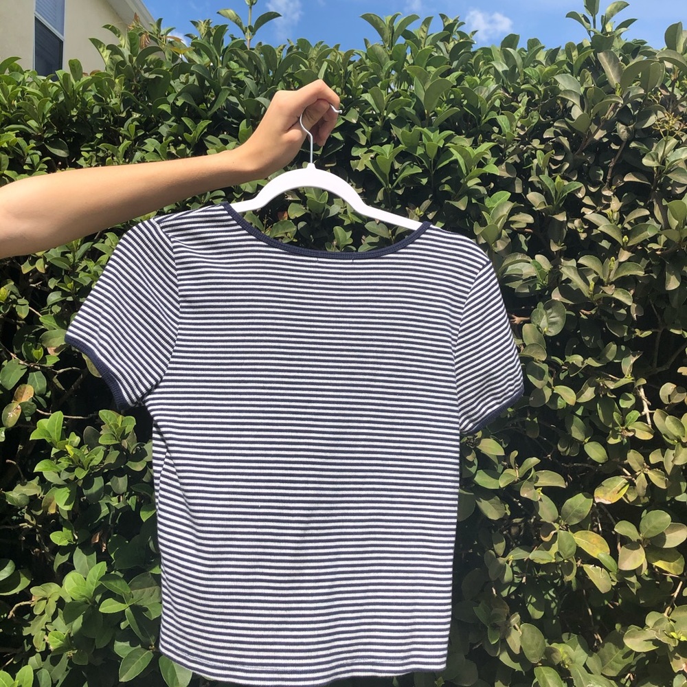 CHARLOTTE RUSSE Striped Ringer Crop Top - Picture 5 of 6